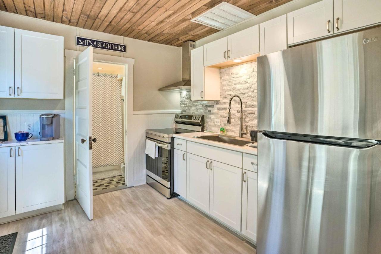 Chic Cottage With Private Yard Steps To Beach! Colonial Beach Exterior photo